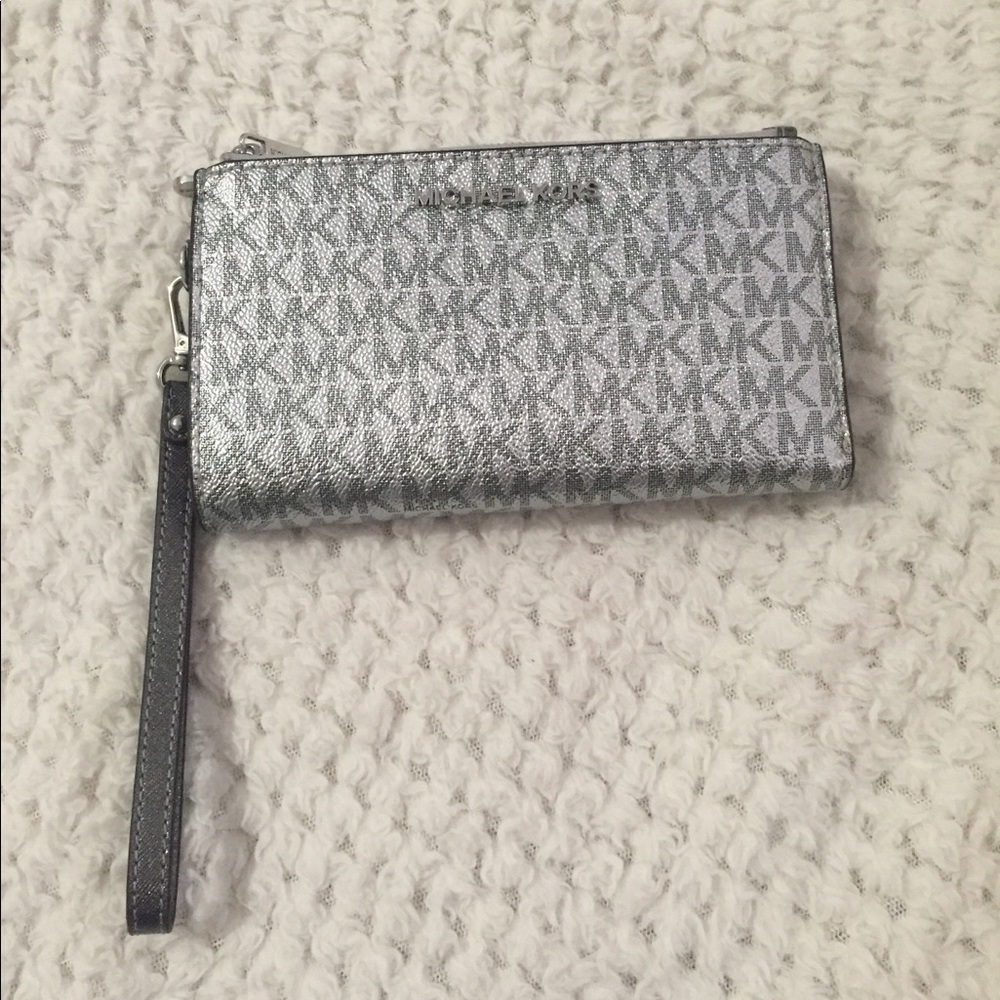 Michael Kors Wristlet